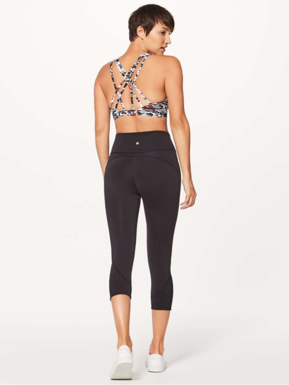 Lululemon In Movement Crop Everlux 19" size 4